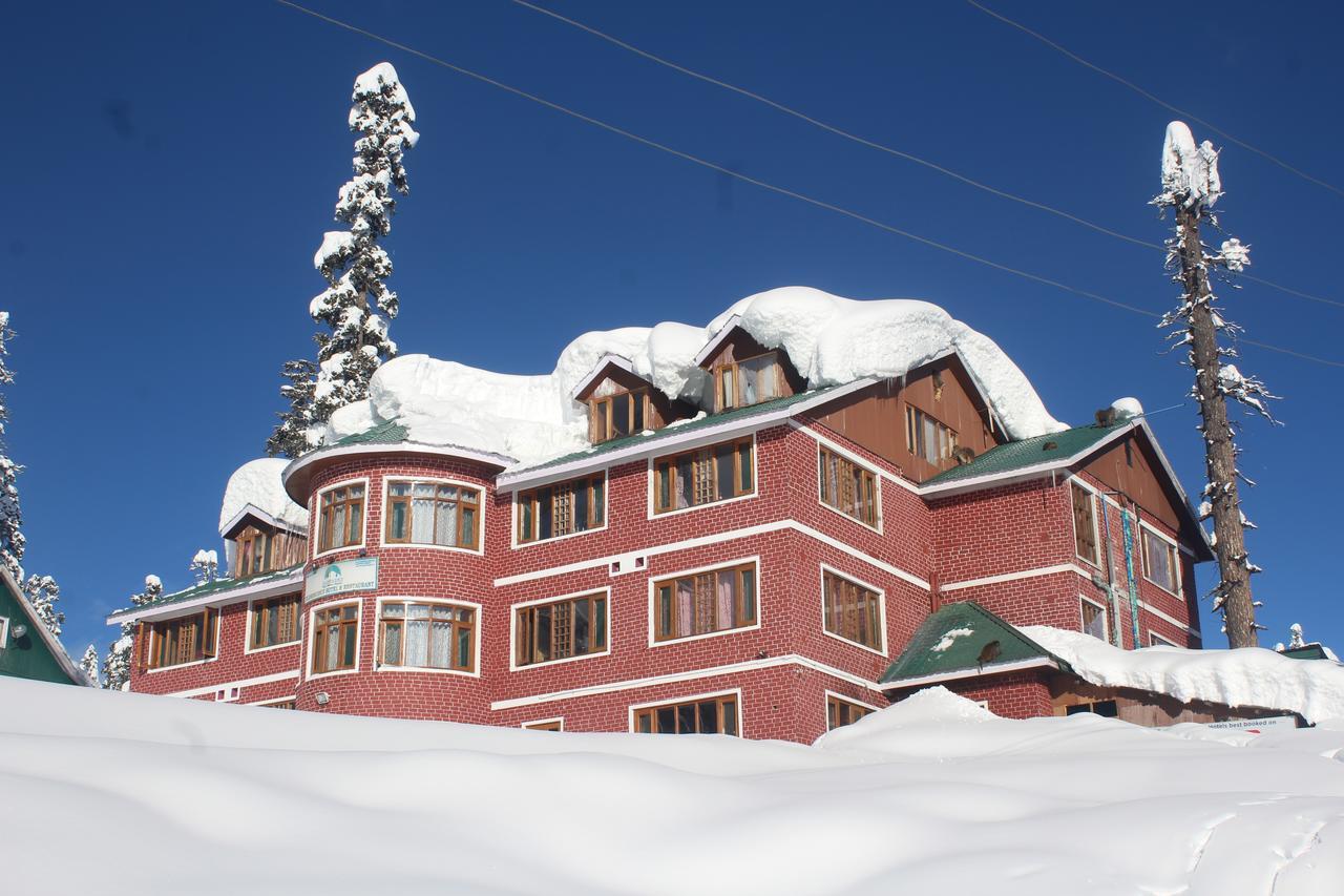 Fluorescence Hotel And Restaurant Гульмарг Экстерьер фото